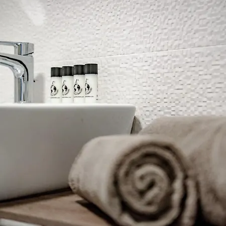 Juvara Loft - By House Of Travelers -